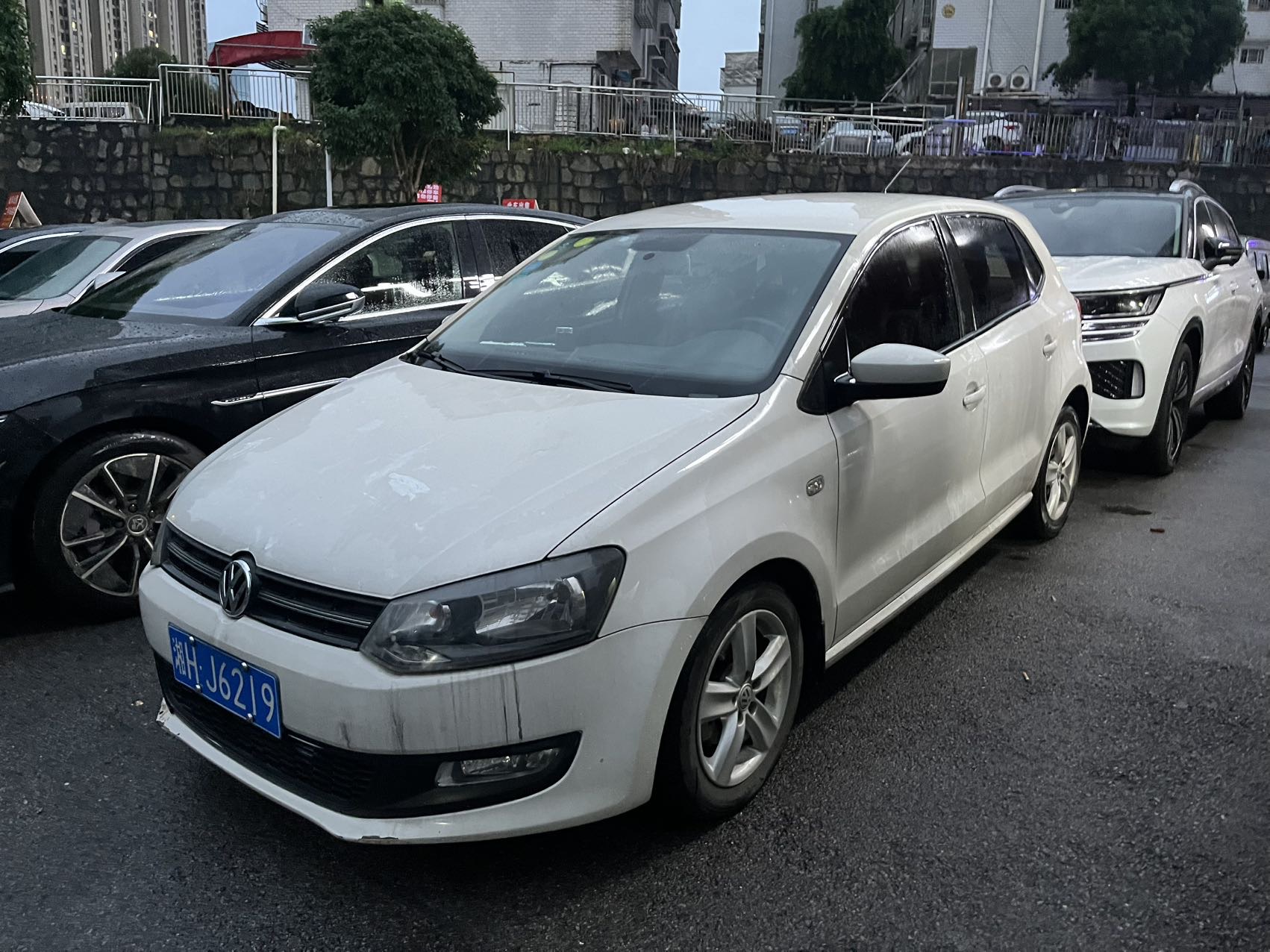 Volkswagen Polo 2012 Volkswagen Polo 2012 car image