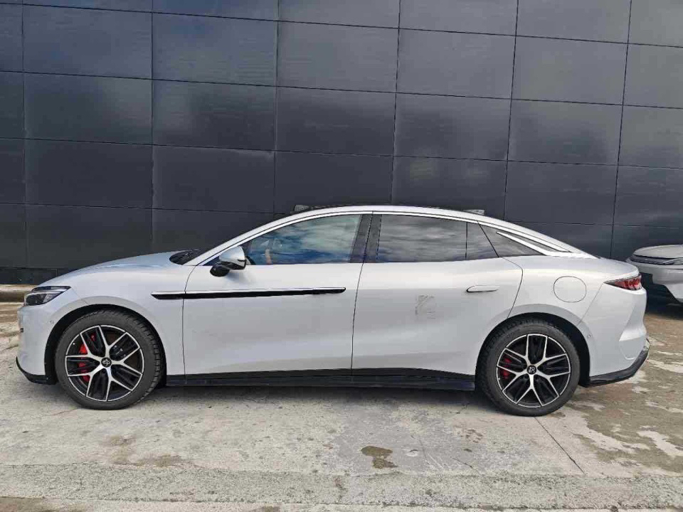 BYD HanL 2025 car image #2
