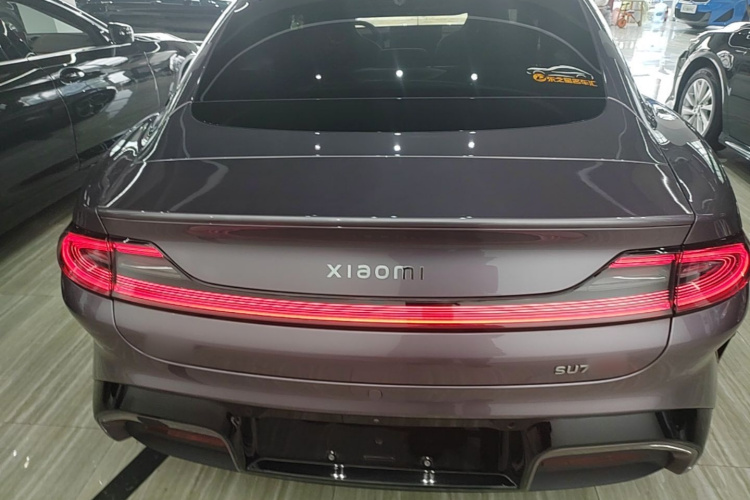 MI SU7 2025 car image #6