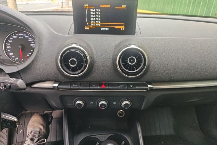 Audi A3 2017 #13 Audi A3 2017 car image #13