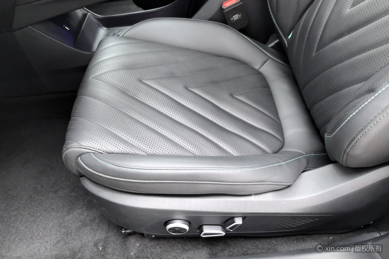 Deepal SL03 2024 car image #21