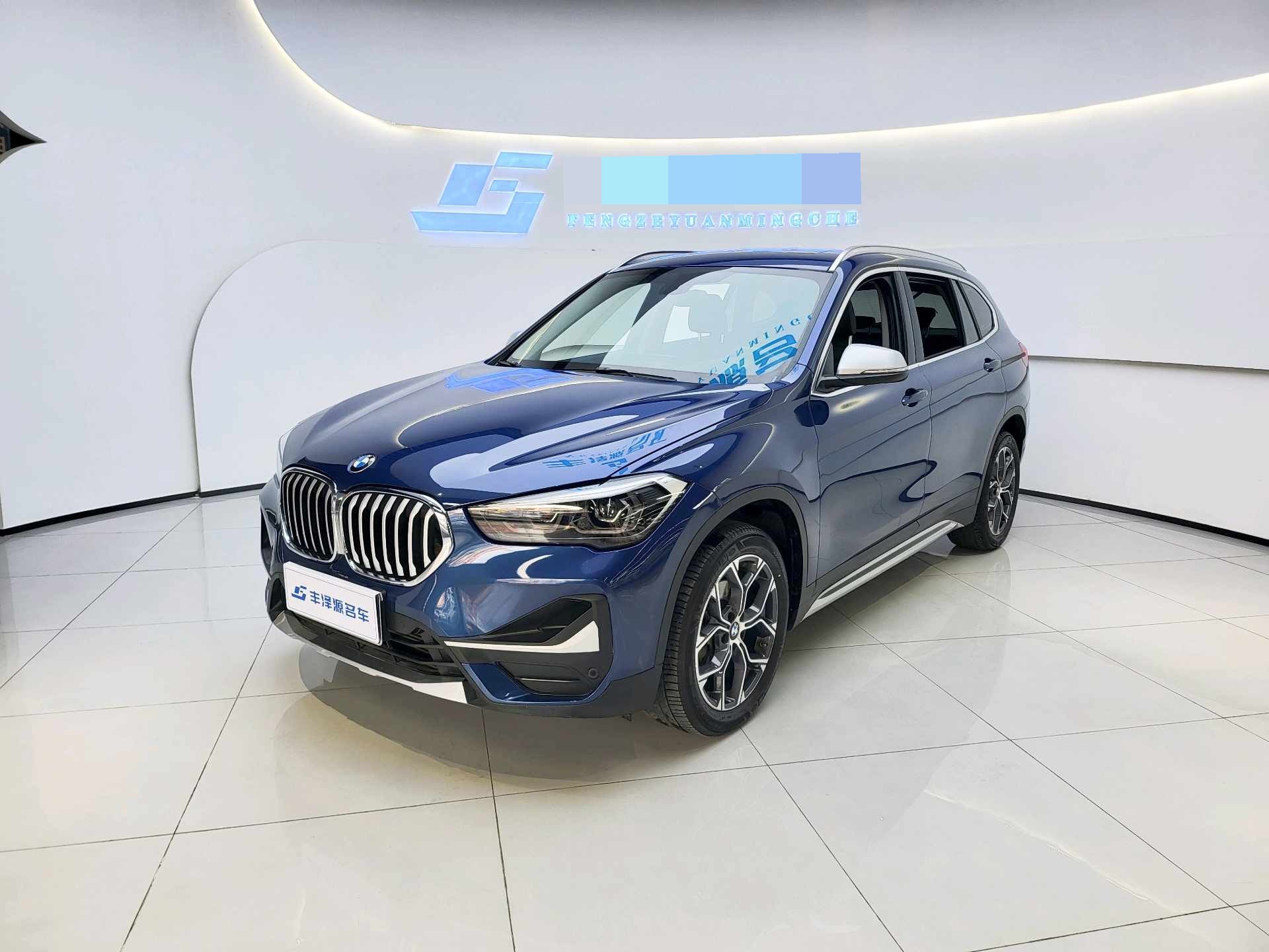 2021 immagine di auto 