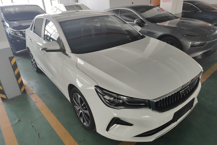 GEELY Emgrand 2022 car image #4