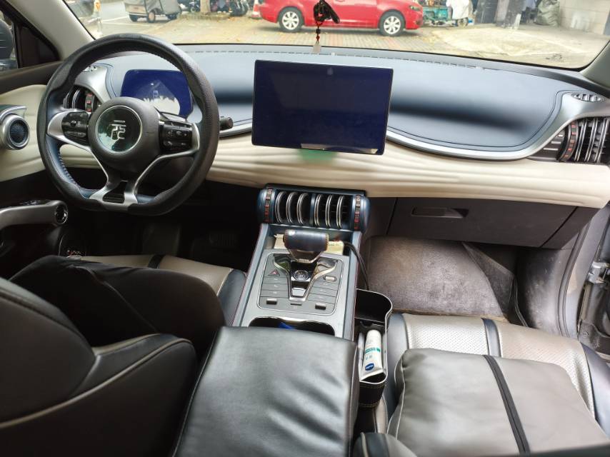 BYD Yuan Plus 2023 immagine di auto #7