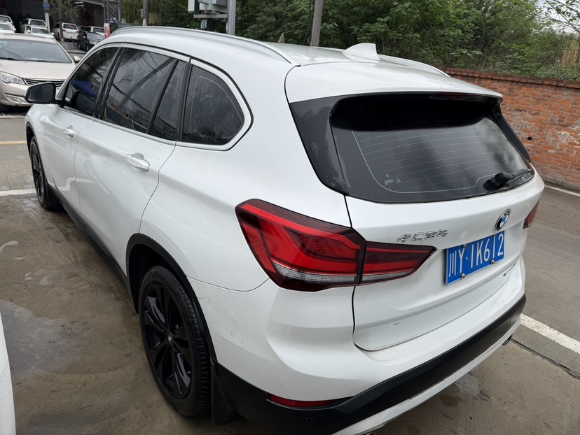 BMW X1 2021 #8 BMW X1 2021 car image #8
