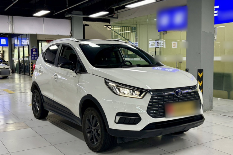 BYD Yuan New Energy 2020 immagine di auto #9