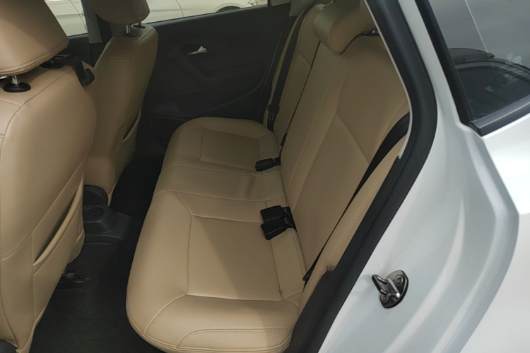 Volkswagen Polo 2019 #13 Volkswagen Polo 2019 car image #13