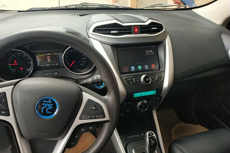 BYD Yuan New Energy 2019 car image #11