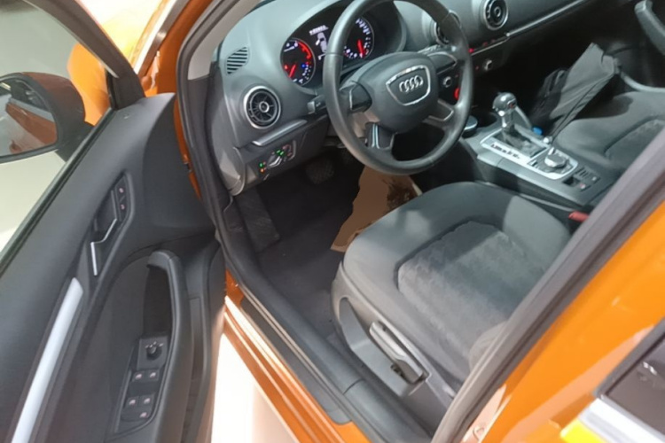 Audi A3 2016 car image #16