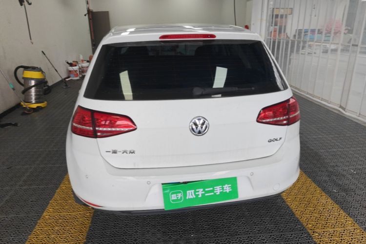 Volkswagen Golf 2016 car image #4