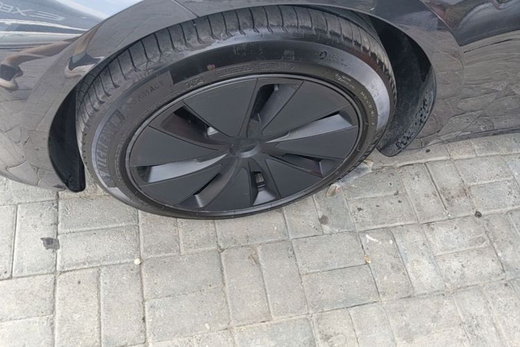 Tesla Model 3 2024 #9 Tesla Model 3 2024 immagine di auto #9