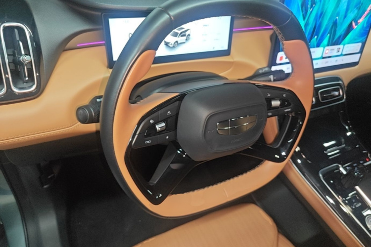 GEELY Boyue L 2025 изображение автомобиля #11