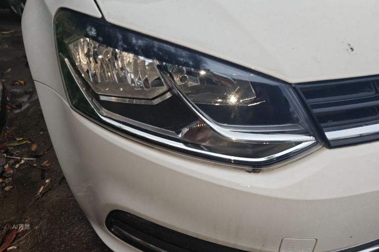 Volkswagen Polo 2017 car image #8