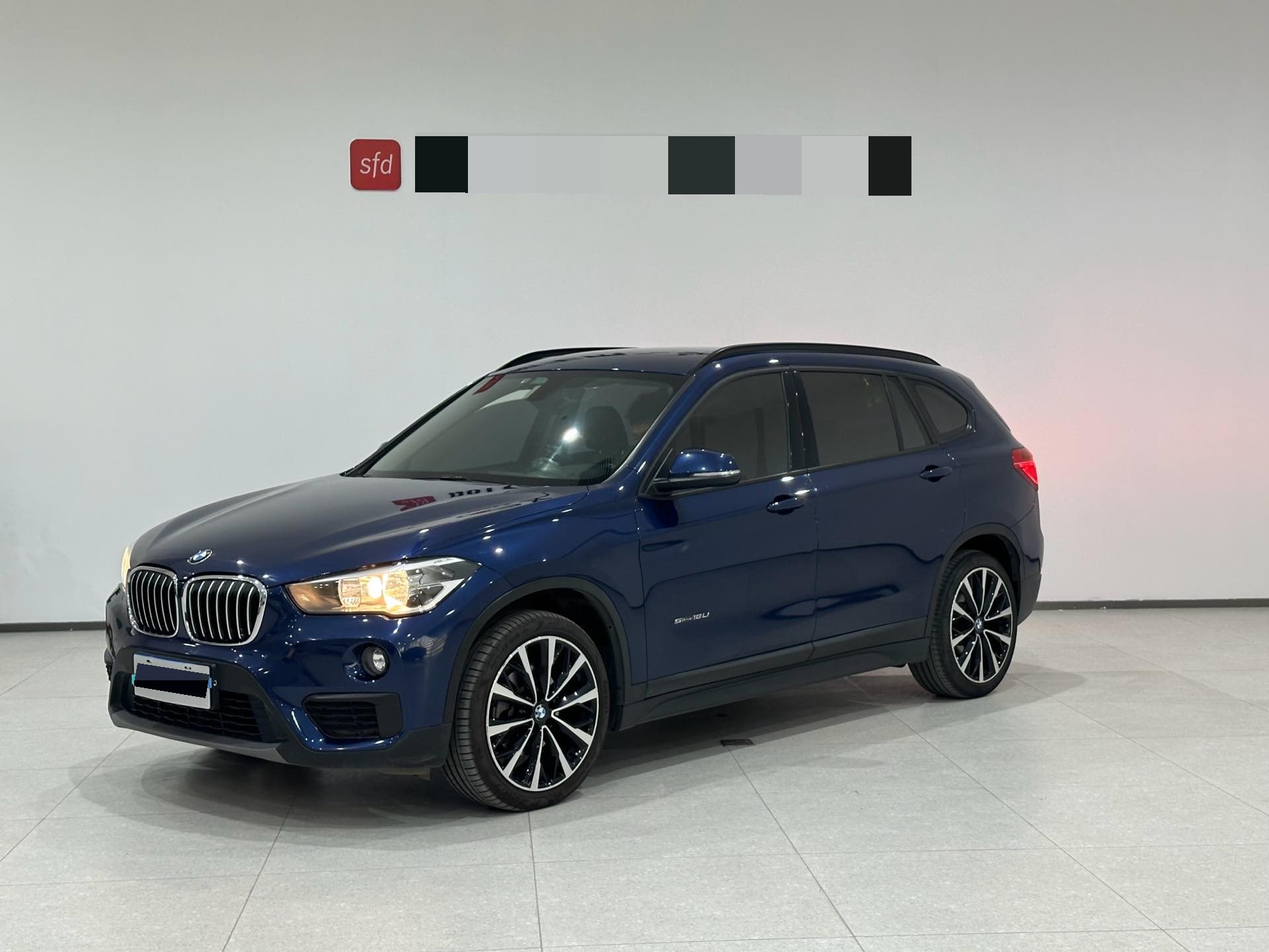 BMW X1 2017 BMW X1 2017 car image