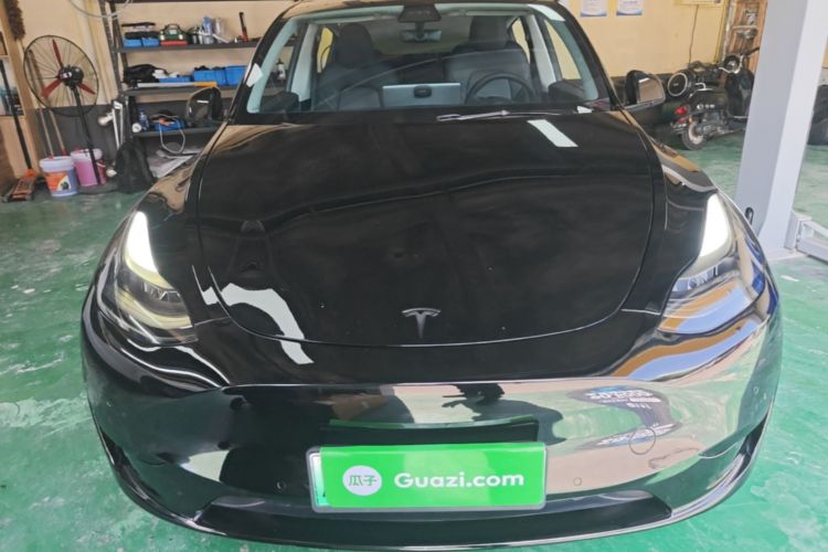 Tesla Model Y 2022 #3 Tesla Model Y 2022 car image #3