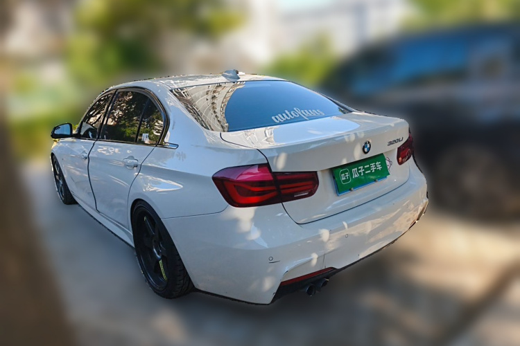 BMW 3 Series 2018 car image #5