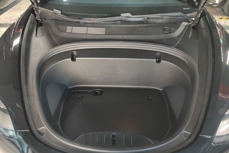 Tesla Model 3 2020 car image #20