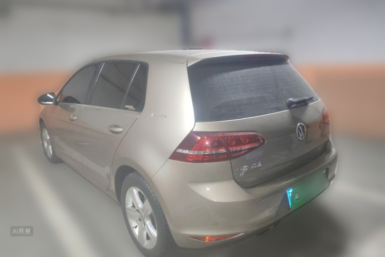Volkswagen Golf 2018 car image #5