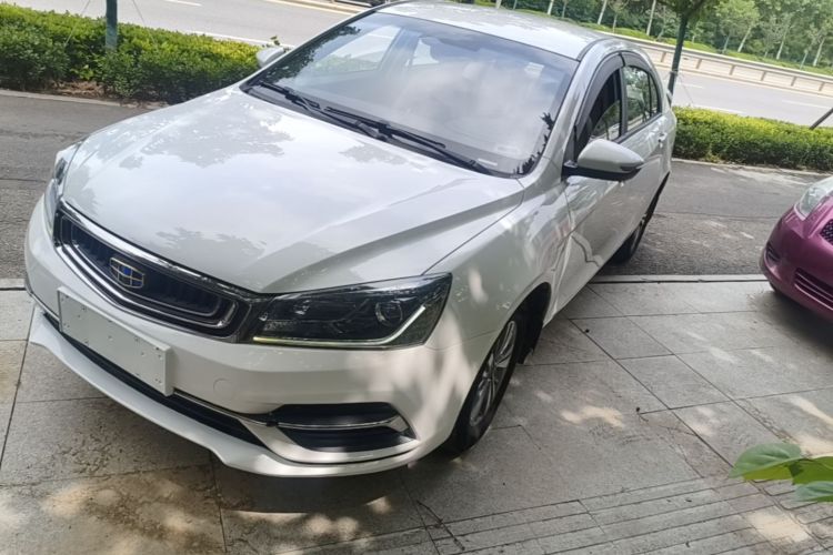 GEELY Emgrand 2019 car image #2