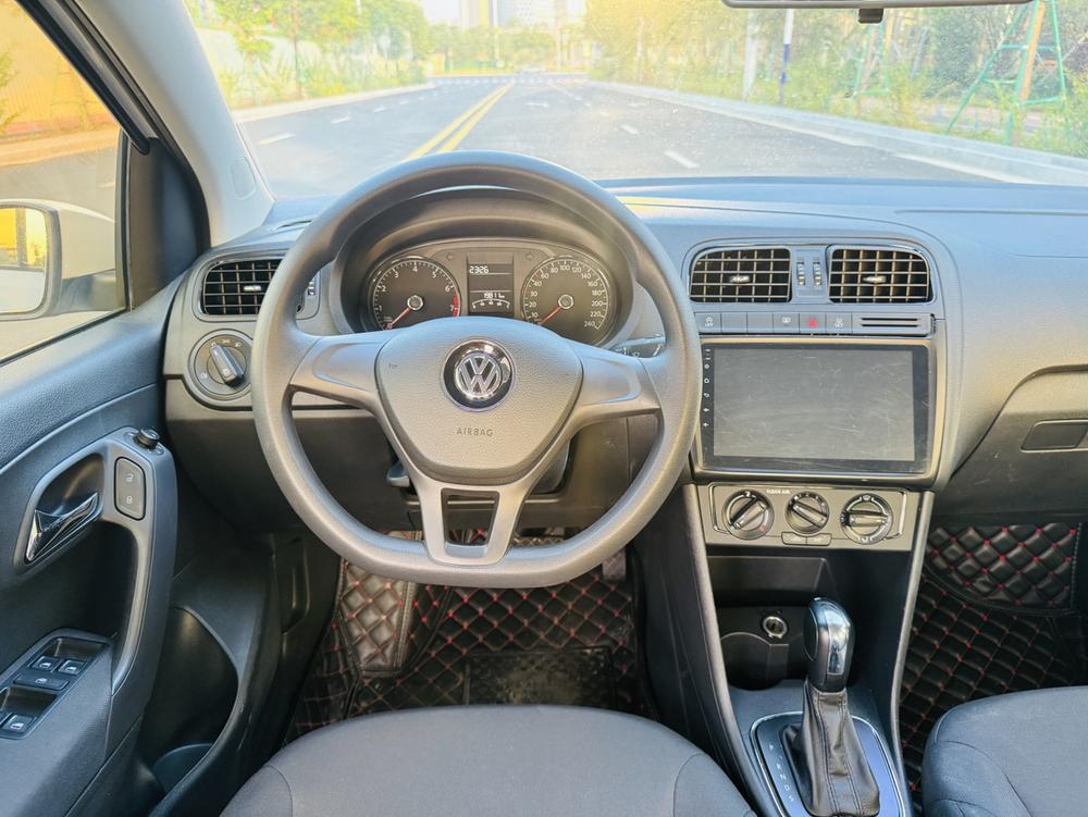 Volkswagen Polo 2018 #14 Volkswagen Polo 2018 car image #14