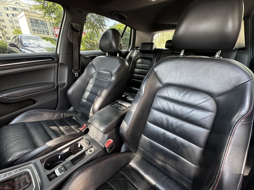 Volkswagen GolfGTI 2015 car image #8