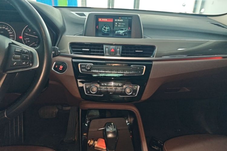 BMW X1 2018 #17 BMW X1 2018 car image #17