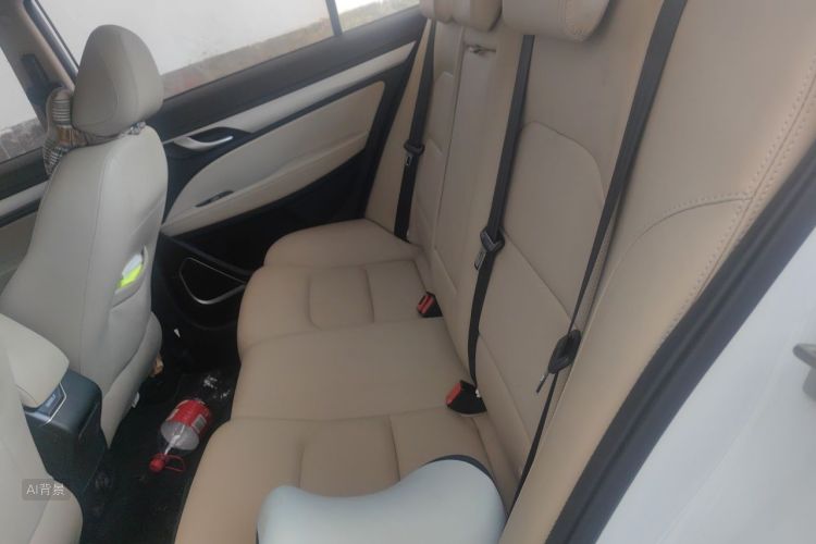 GEELY Emgrand 2018 car image #19