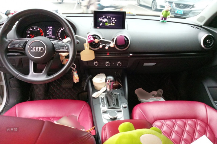 Audi A3 2019 car image #11