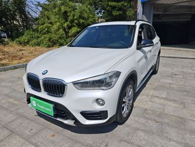BMW X1 2018 BMW X1 2018 car image