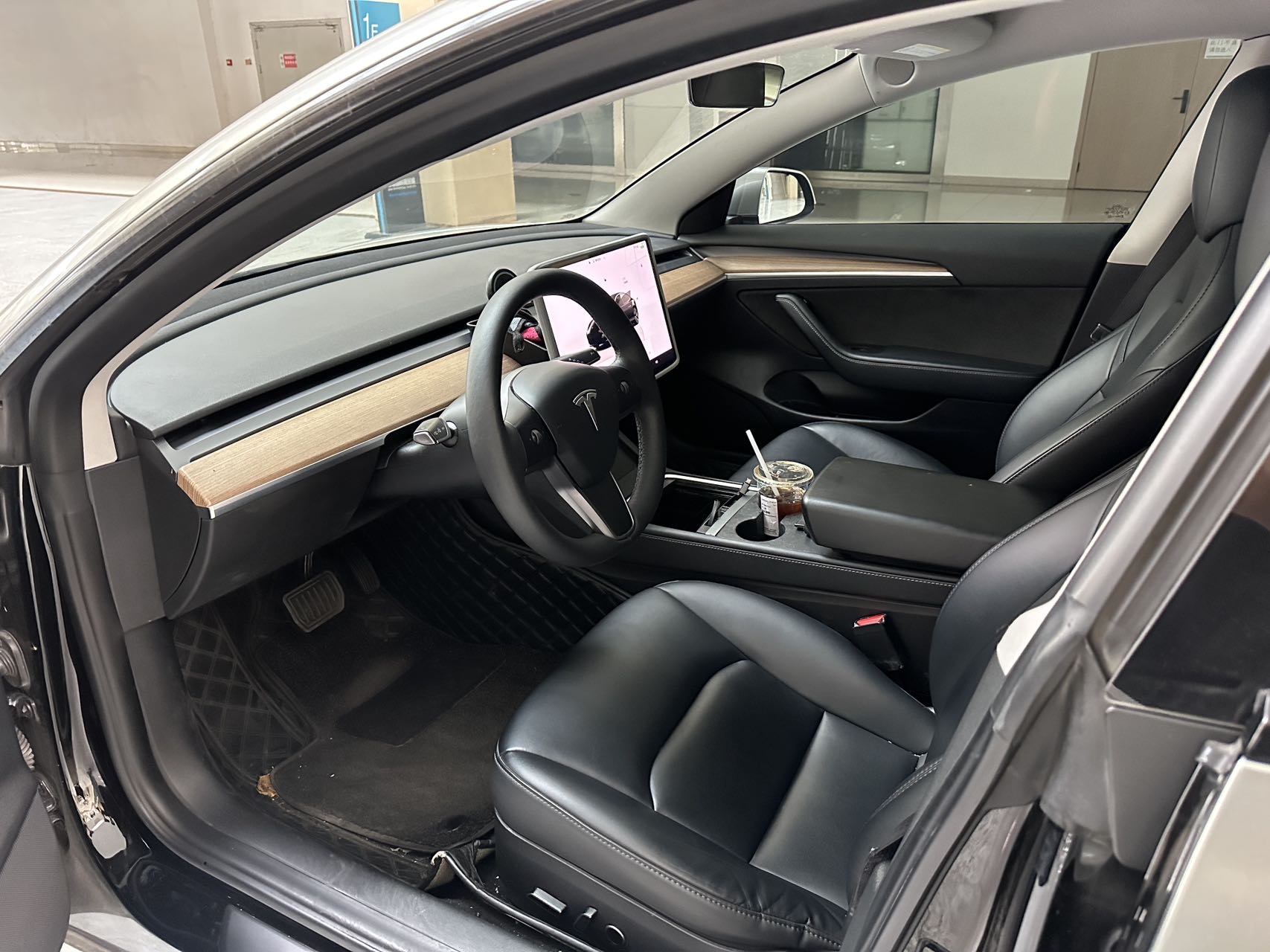 特斯拉 Model 3 2023 汽车图片 #5