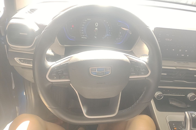 GEELY Coolray 2018 immagine di auto #15