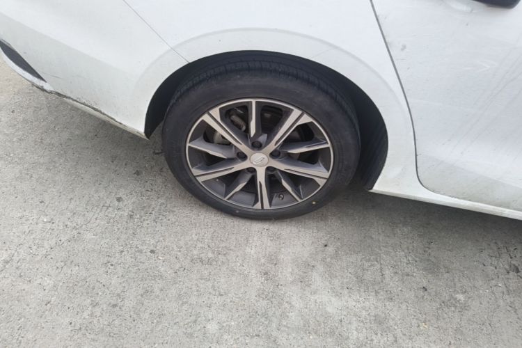 GEELY Emgrand 2024 car image #10