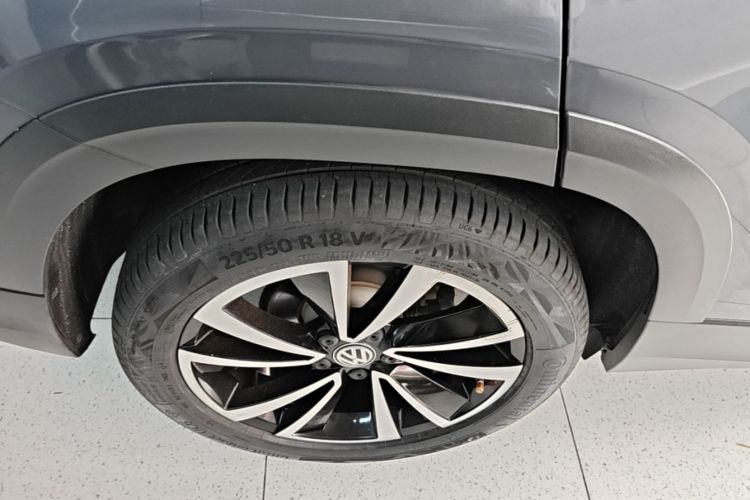 Volkswagen Tharu 2020 car image #10