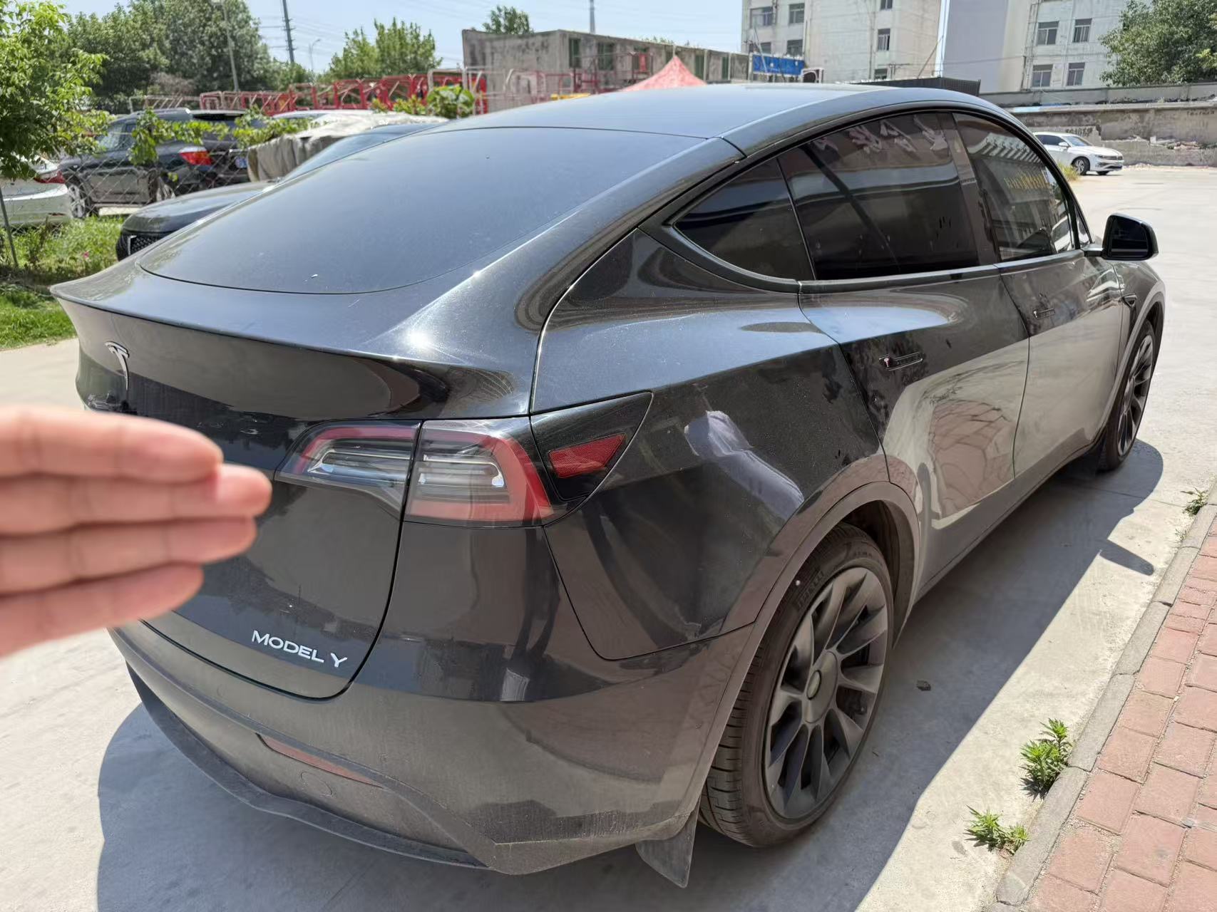 Tesla Model Y 2022 #4 Tesla Model Y 2022 car image #4