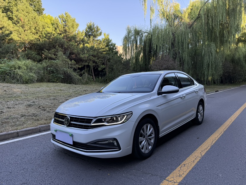 Volkswagen Bora 2021 Volkswagen Bora 2021 صورة سيارة