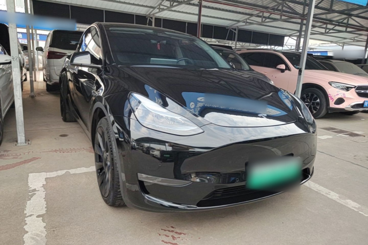 Tesla Model Y 2022 car image #4