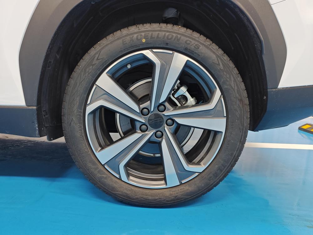 GEELY Boyue L 2025 #9 GEELY Boyue L 2025 изображение автомобиля #9