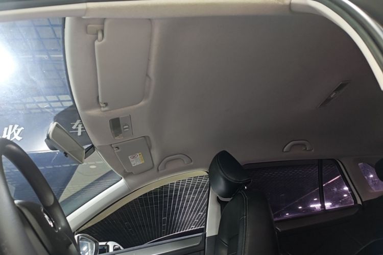 Volkswagen Santana 2018 car image #18