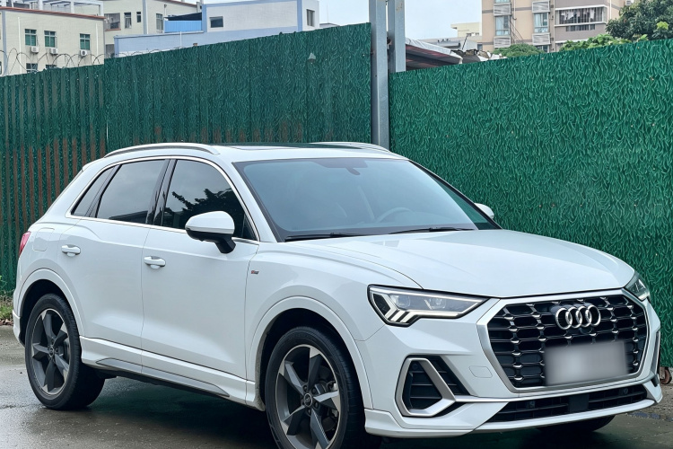 Audi Q3 2021 #4 Audi Q3 2021 car image #4