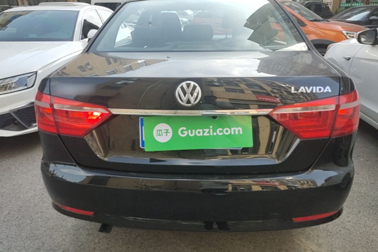 Volkswagen Lavida 2016 car image #6