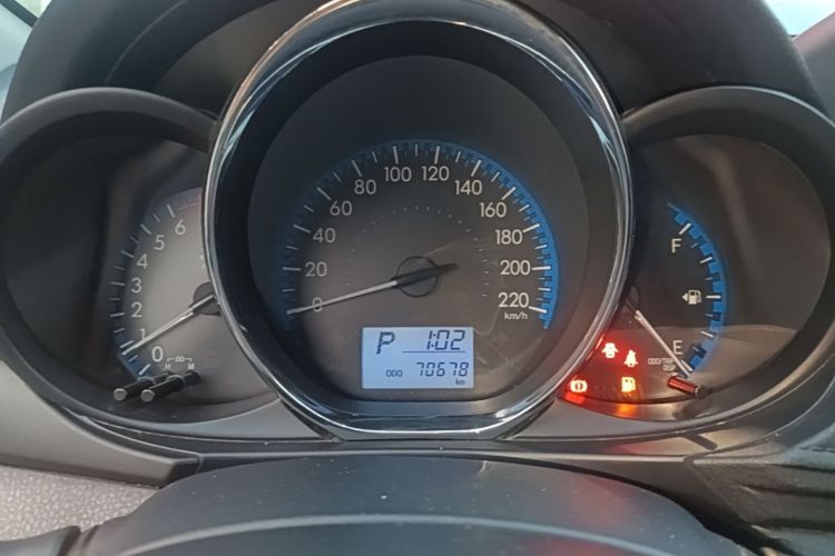 Toyota Vios 2019 immagine di auto #17