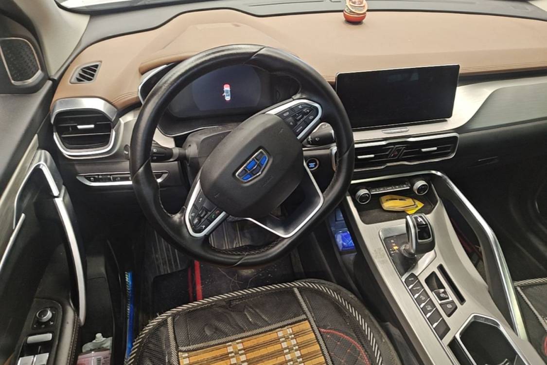 GEELY Coolray 2019 #22 GEELY Coolray 2019 car image #22