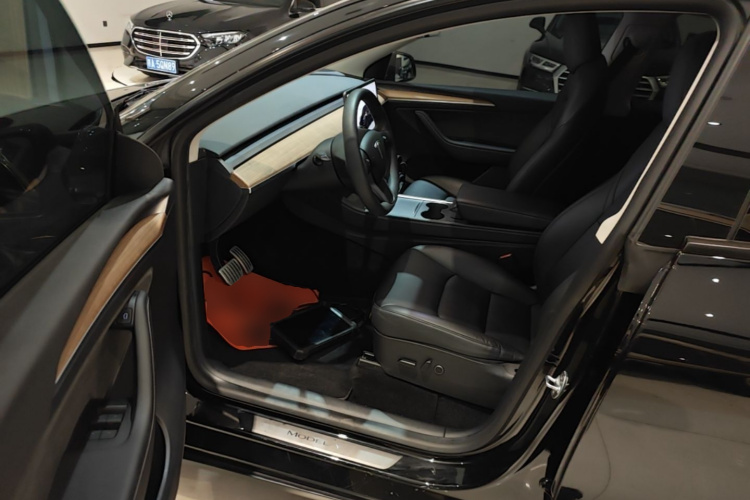 Tesla Model Y 2021 #16 Tesla Model Y 2021 immagine di auto #16