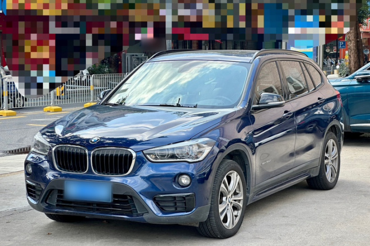 BMW X1 2018 #2 BMW X1 2018 صورة سيارة #2