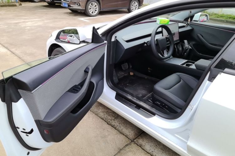 Tesla Model 3 2025 #16 Tesla Model 3 2025 car image #16