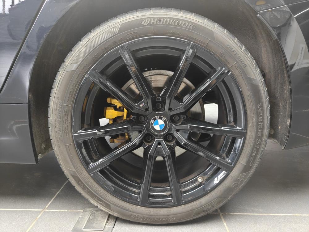 BMW 3 Series 2022 #6 BMW 3 Series 2022 صورة سيارة #6