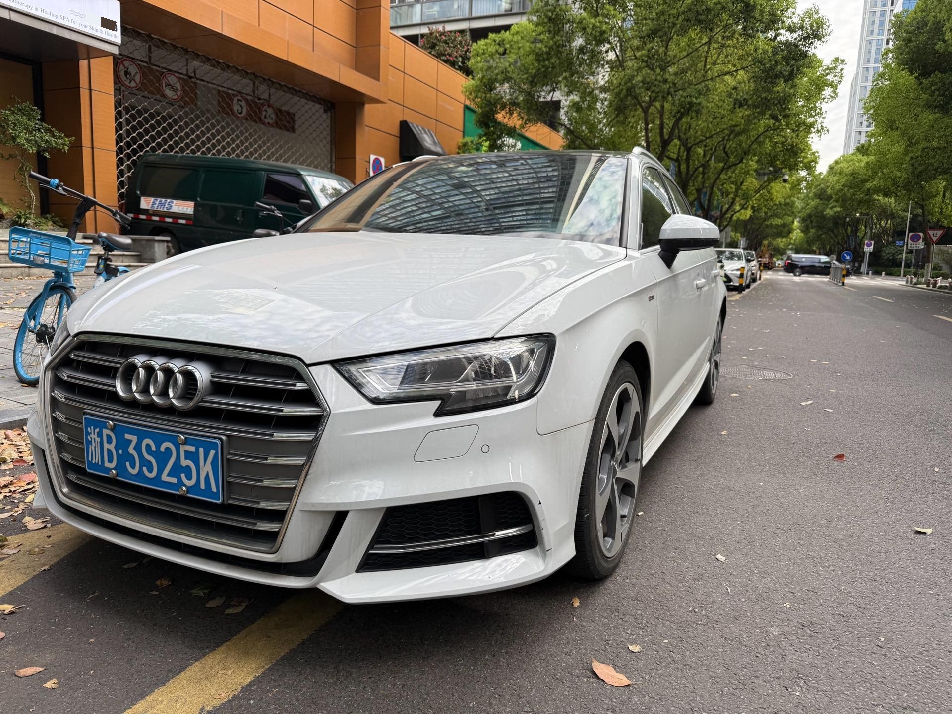 2019 2019 car image