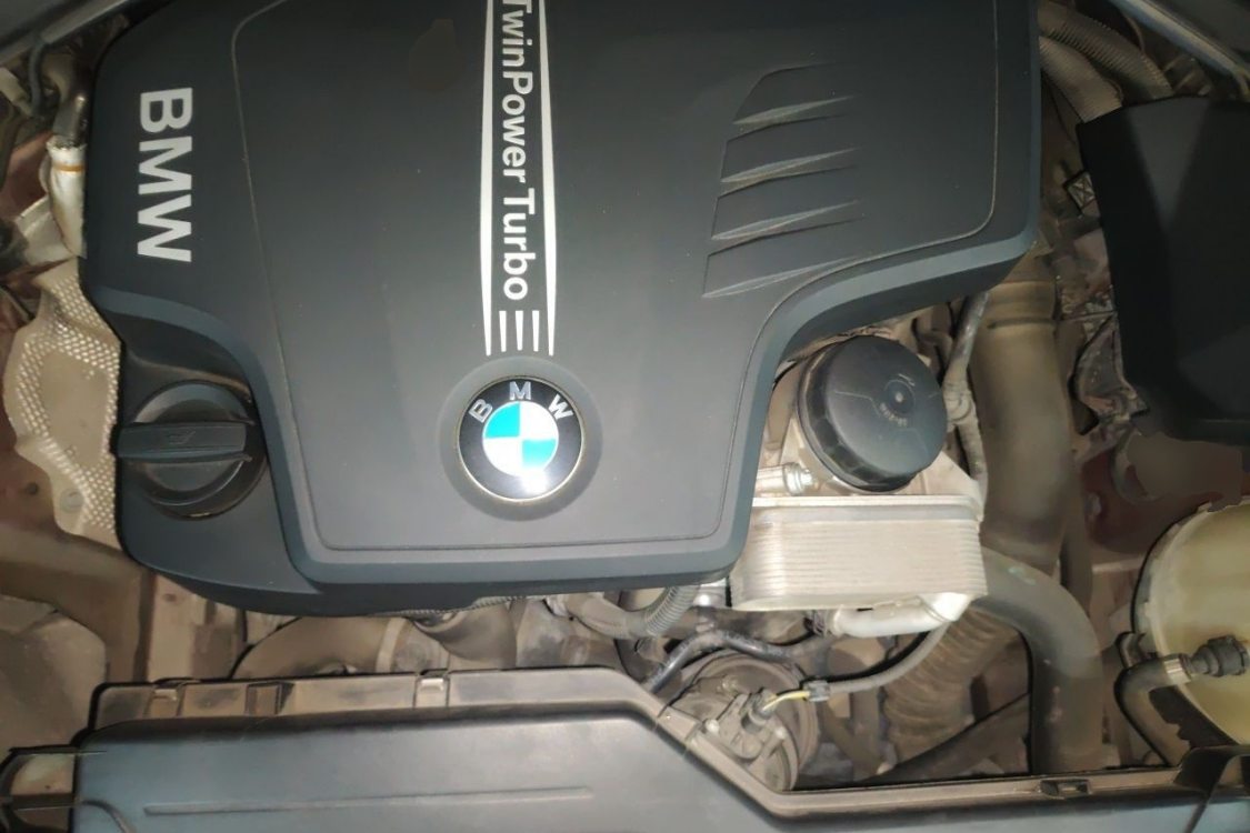 BMW 3 Series 2015 car image #10