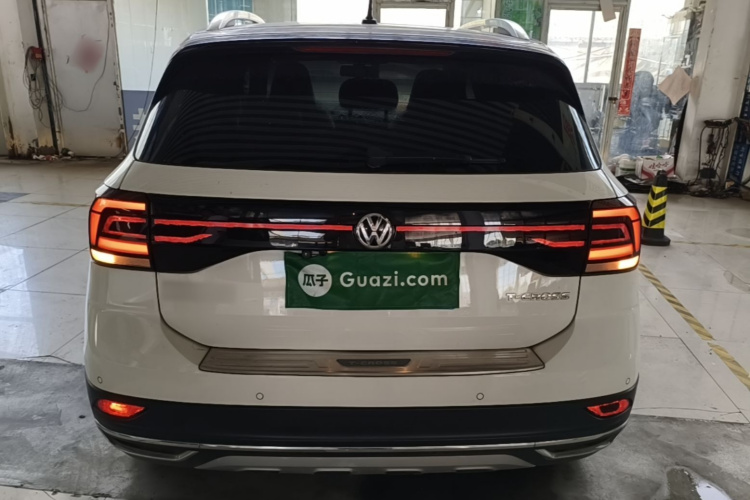 Volkswagen T-Cross 2020 car image #4