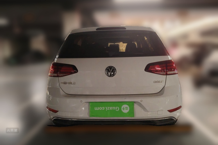 Volkswagen Golf 2018 car image #6